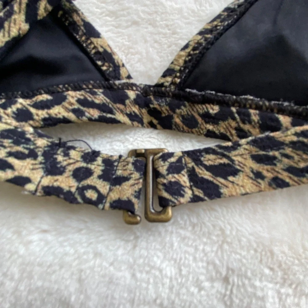 New!Free People Thrills Animal wayward triangle string bikini top 14787